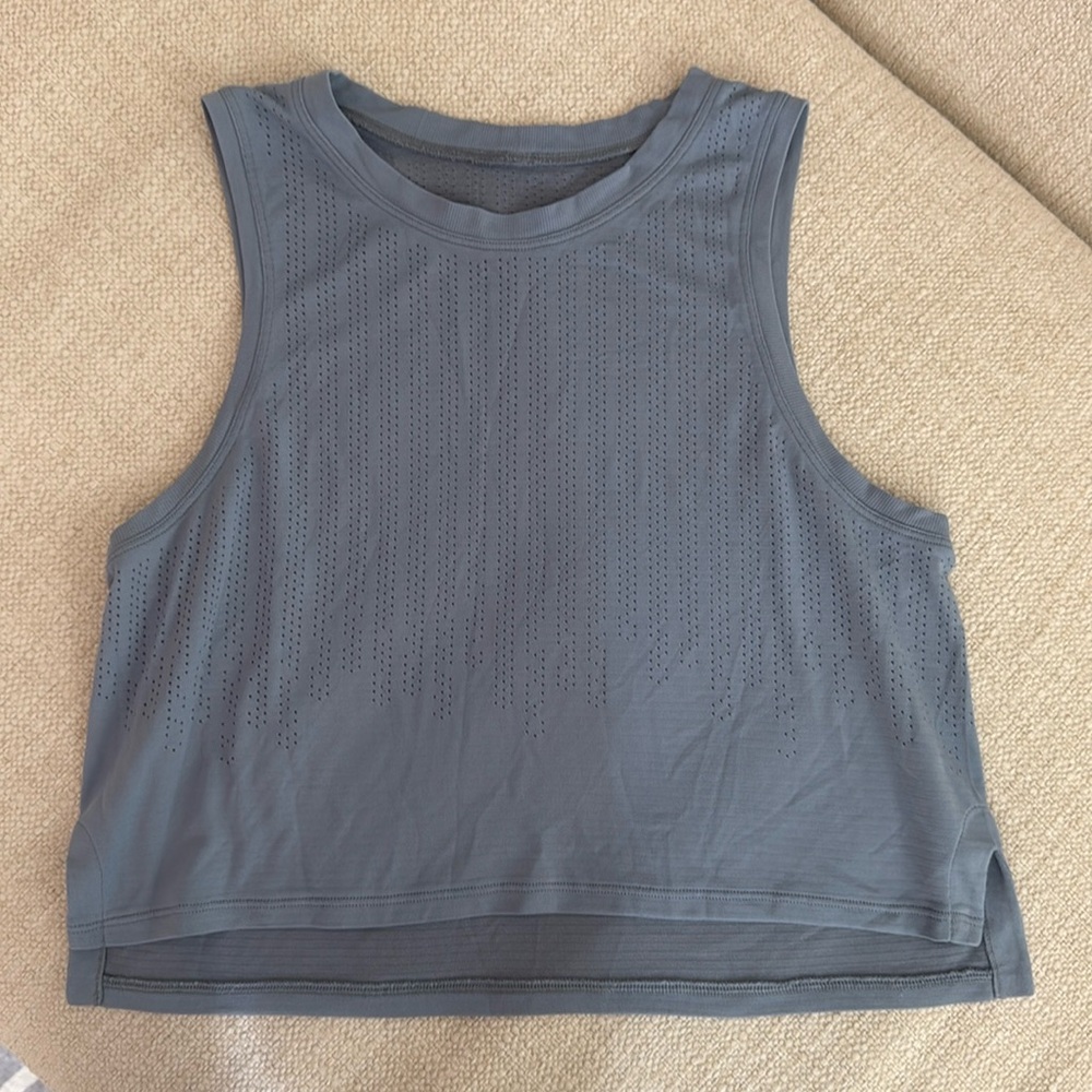 Lululemon blue top 🤍 6
